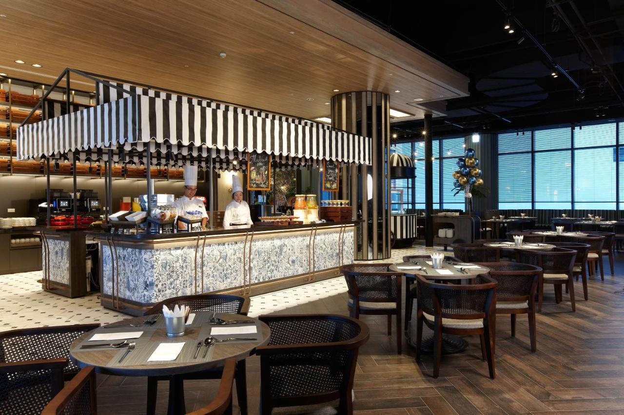 ホテル Cozzi ブルー 中レキ市 エクステリア 写真 The interior of the restaurant